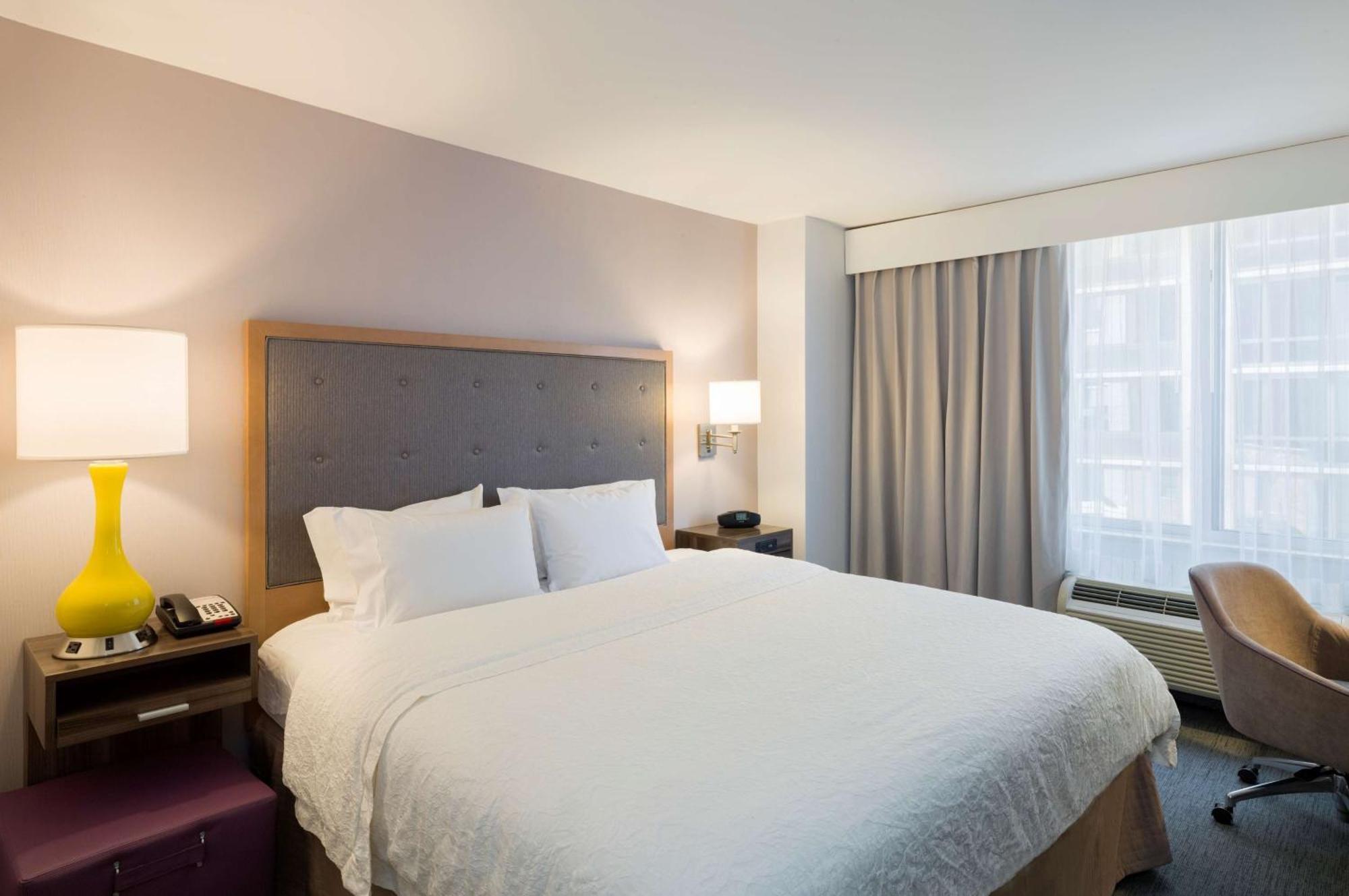 Hampton Inn Manhattan - Times Square South New York Eksteriør billede