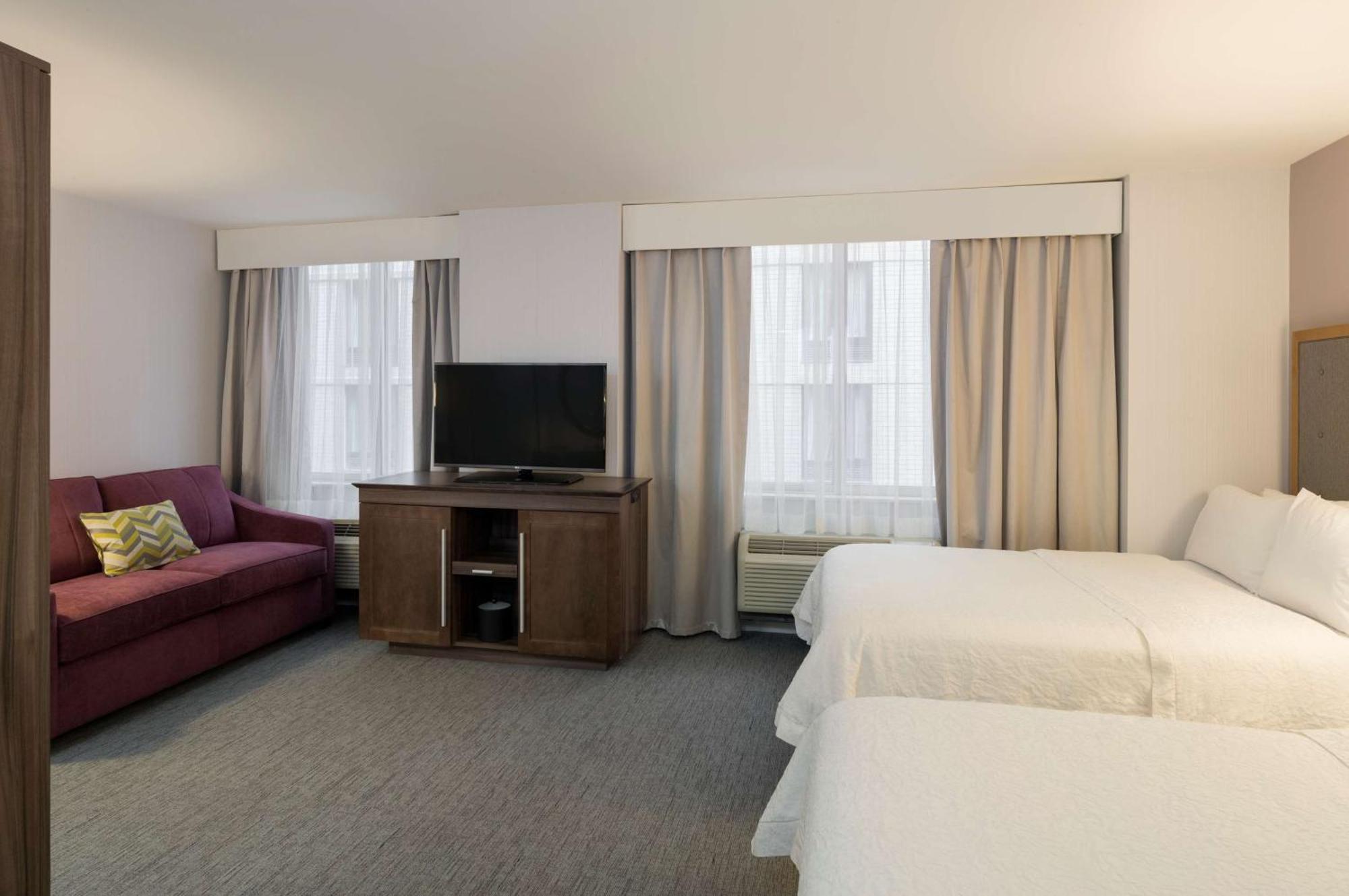 Hampton Inn Manhattan - Times Square South New York Eksteriør billede