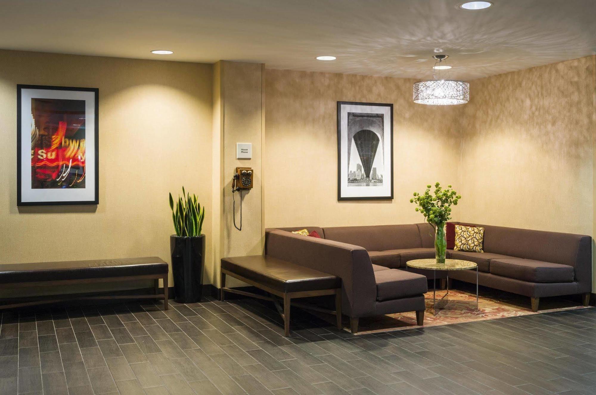 Hampton Inn Manhattan - Times Square South New York Eksteriør billede